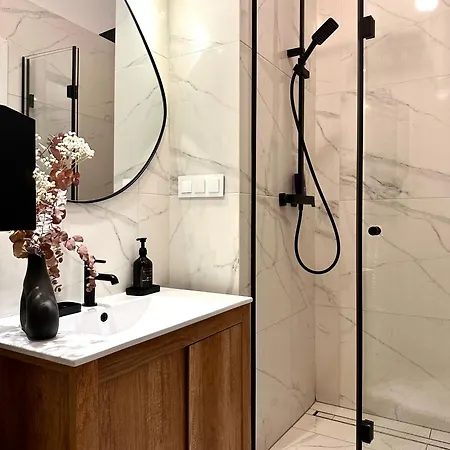 Jagiellonczyka - Self Check-in 20h * Wrocław