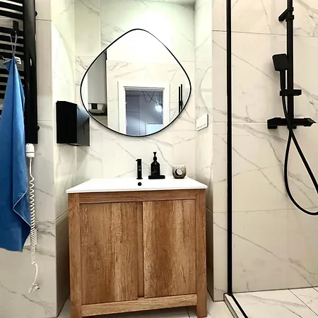 Jagiellonczyka - Self Check-in 20h * 브로츠와프