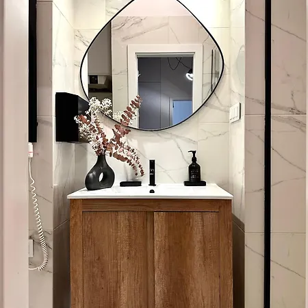 Jagiellonczyka - Self Check-in 20h *